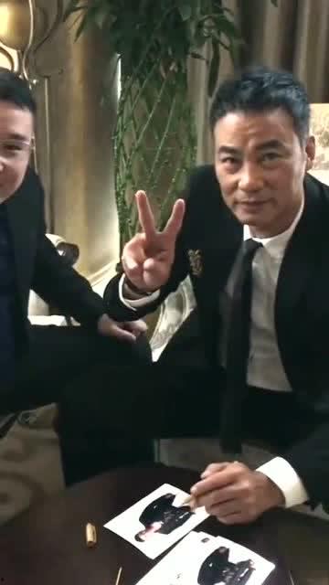 吃瓜娱乐圈华哥是谁啊,揭秘娱乐圈“吃瓜群众”热议的华哥身份之谜